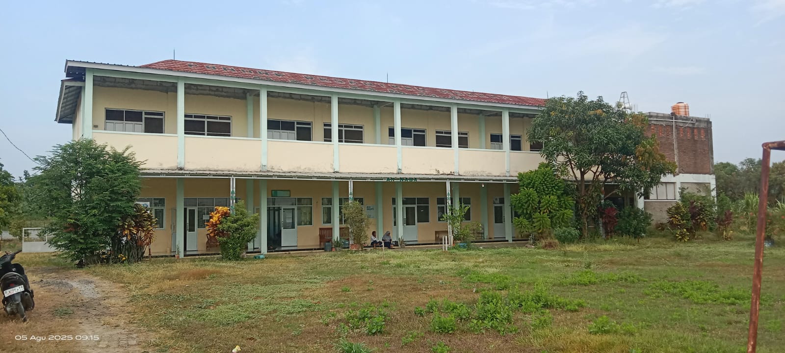 Gedung 2 Lantai